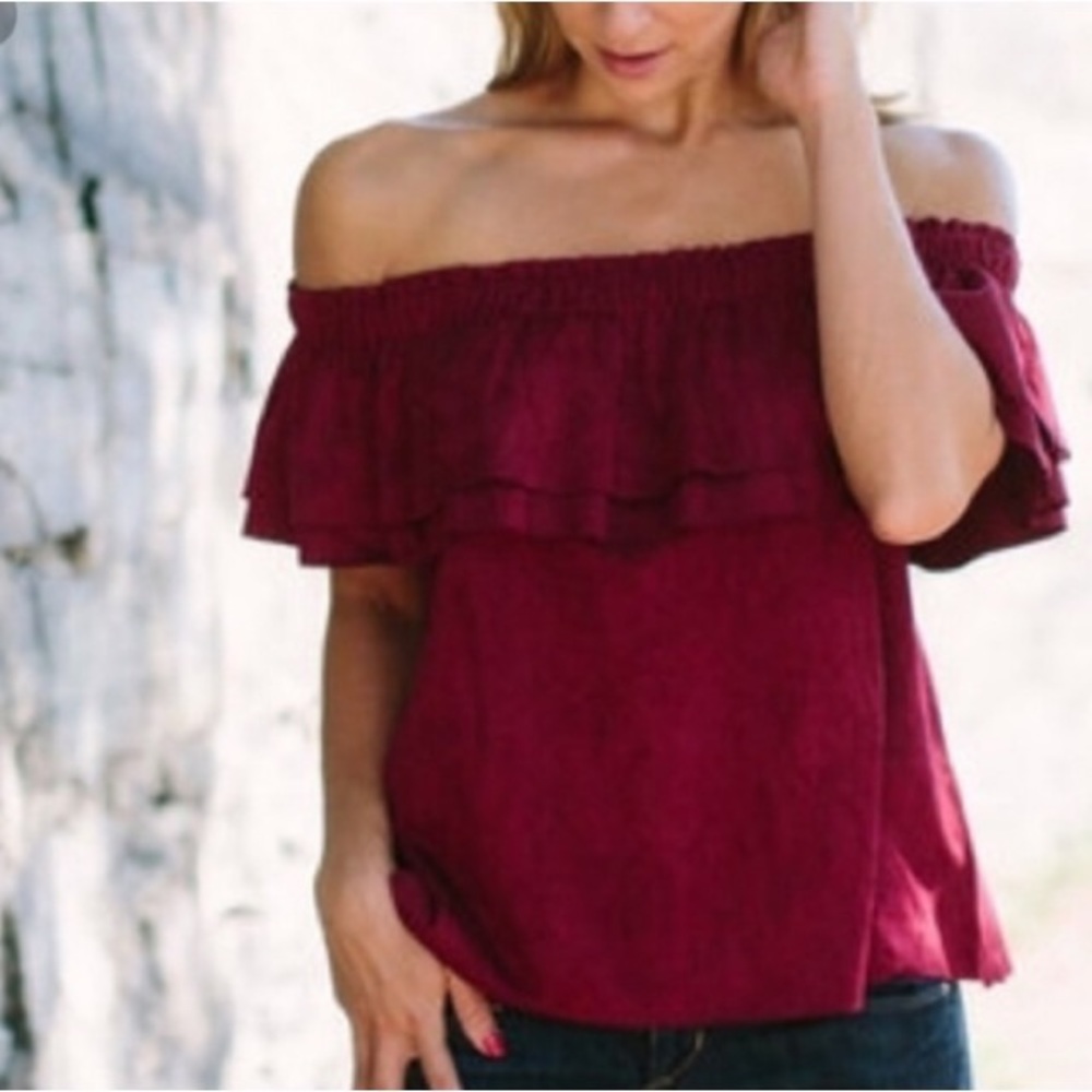 Off the shoulder top. Red velvet. Size L